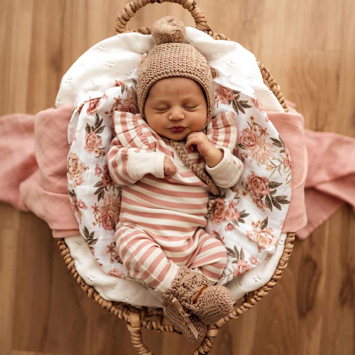 Handmade Wool Baby Bonnet Booties • Fawn Snuggle Hunny Kids