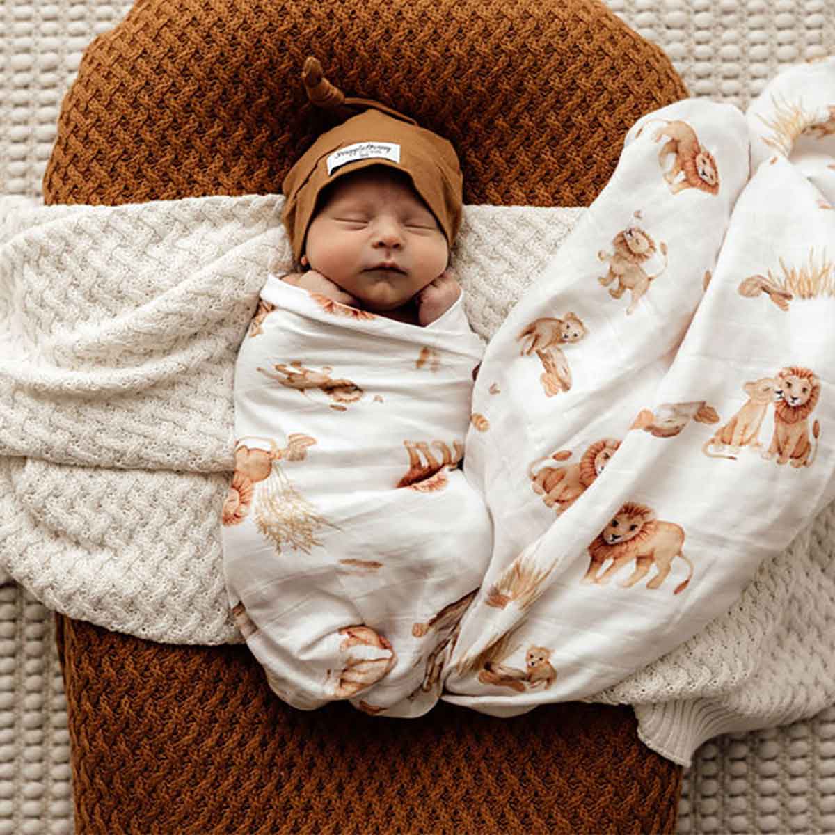 Organic Baby Muslin Swaddle Wrap Lion Snuggle Hunny Kids – OH